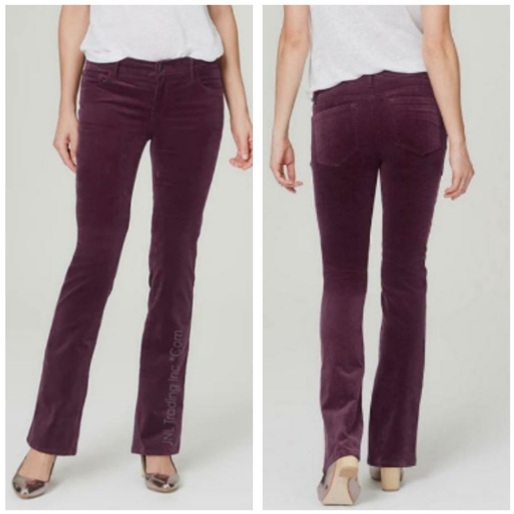 Slim Bootcut Jeans